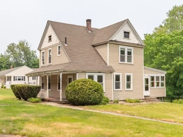 96 Park Rd, Chelmsford, MA 01824