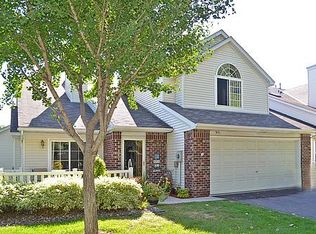 951 Knights Bridge Rd, New Brighton, MN 55112