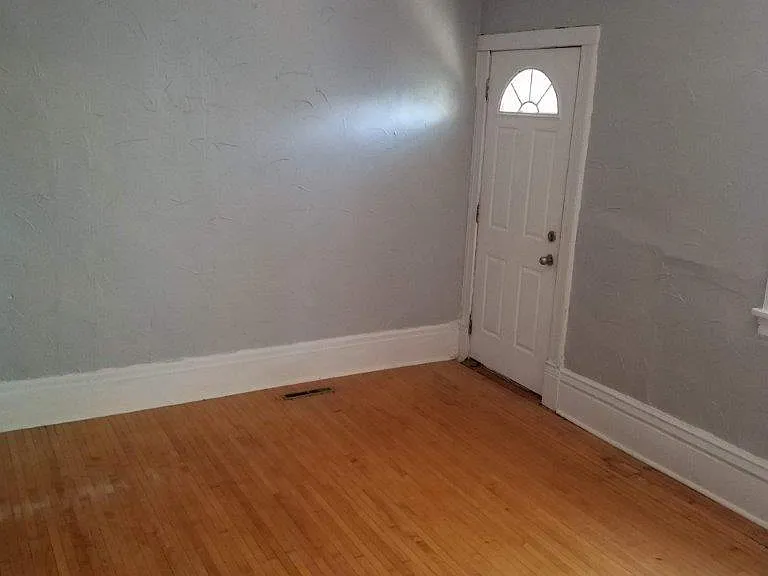 2720 Emerson Ave S #2 — Photo 7