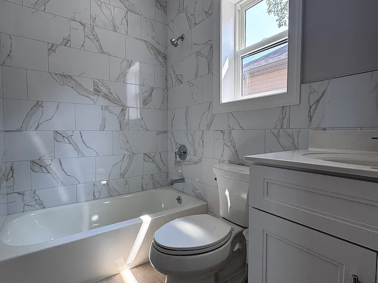259 Caswell Ave #2 — Photo 9