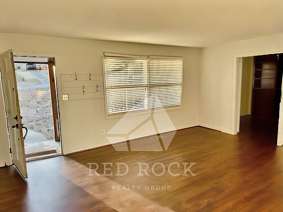 2nd image of 2509 Yorkmont Dr