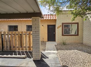 8936 E Calle Norlo, Tucson, AZ 85710