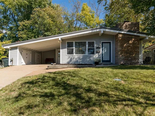1524 Fournier Dr, Saint Louis, MO 63126