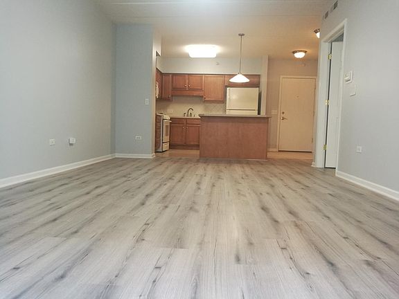 2nd image of 1 S Lincoln Ave APT 209