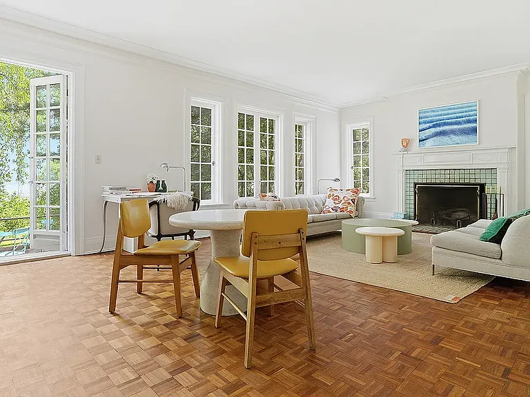 111 Lexow Ave — Photo 11