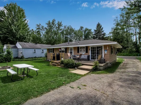 12848 Oneida St, Irving, NY 14081