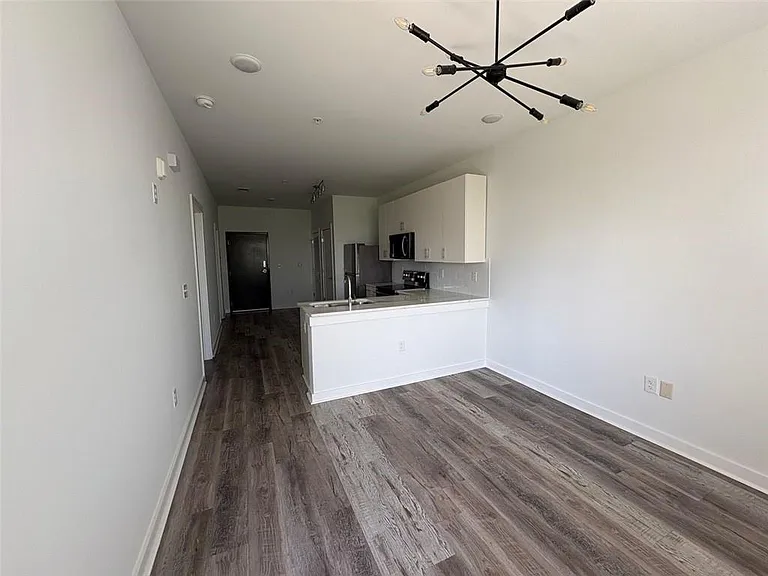 525 Parkway Dr NE #512 — Photo 9