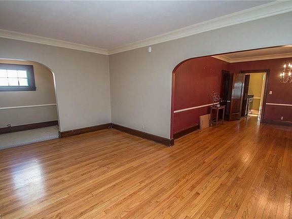 5th image of 4519 S Hills Dr