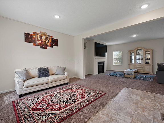 2nd image of 5574 Shagbark Pl