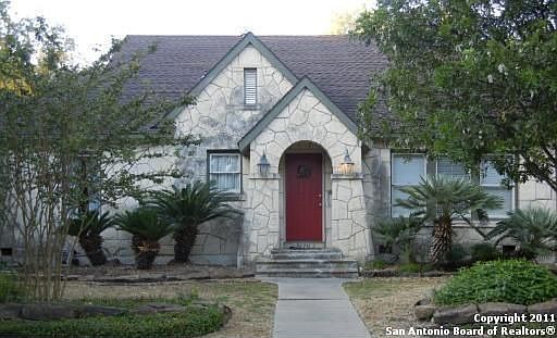 1st image of 130 Paloma Dr