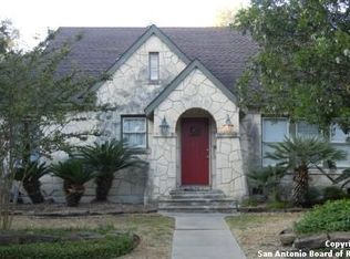 130 Paloma Dr, Olmos Park, TX 78212