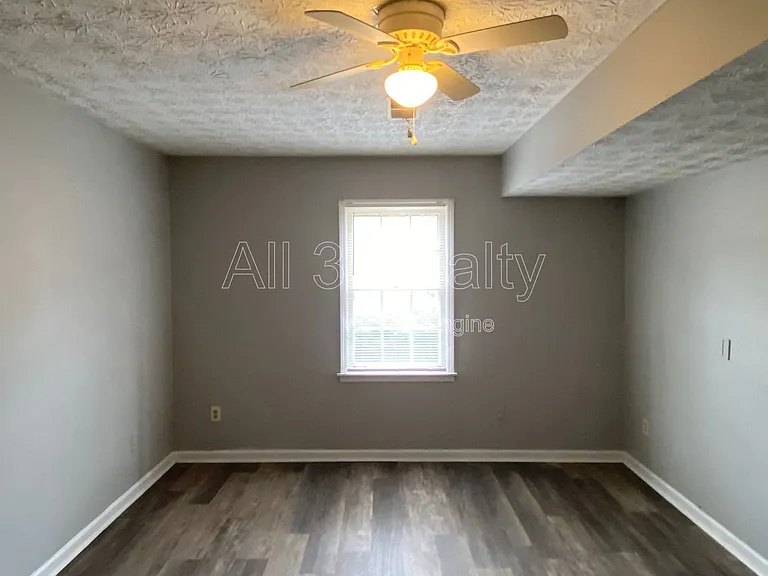 116 Fairhaven Ct #B — Photo 6