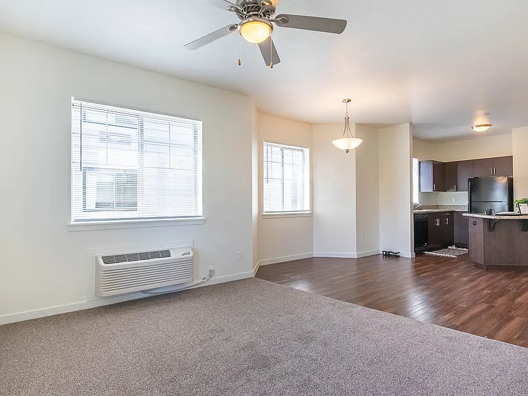 Riverplace Apartment Homes — Photo 18