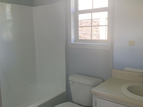 5th image of 707 Kadi Ln