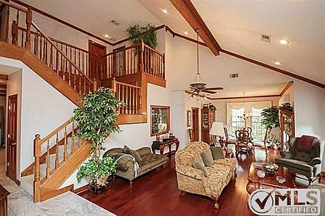 5th image of 3601 Orchid Ln