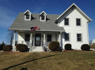 W1996 County Road F, Helenville, WI 53137