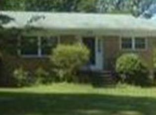 3111 Douglas St, Alexandria, VA 22306