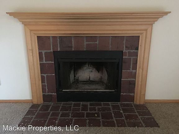 3rd image of 724 W 17th St #4247833