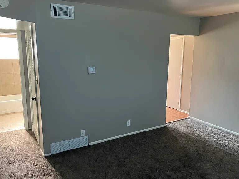 1806 Wayne St #2 — Photo 8