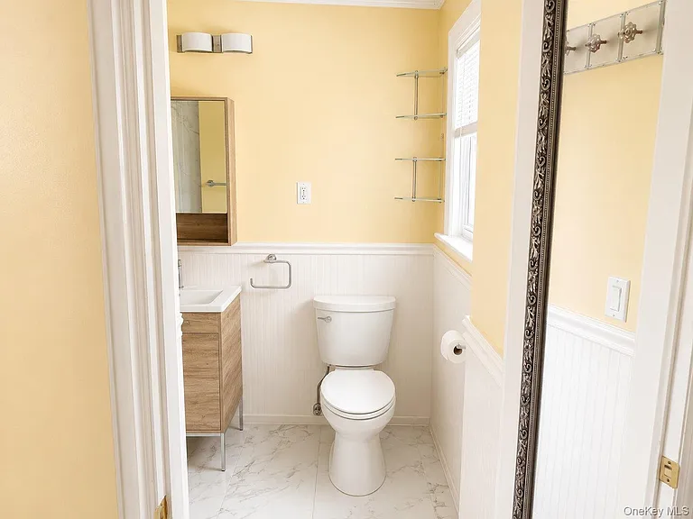 16 Lafayette St #2 — Photo 10