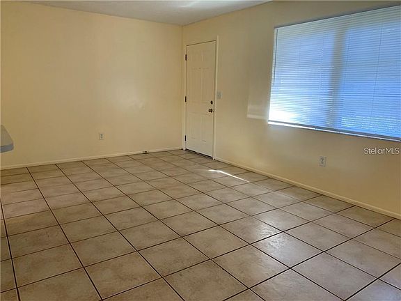 3rd image of 15701 Waverly St #1