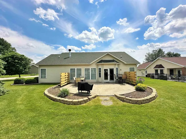 200 Royalwood Dr, Monticello, IN 47960