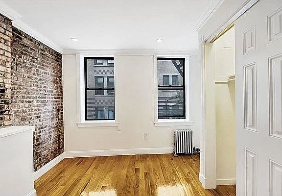 2nd image of 7 Cornelia St APT 3F