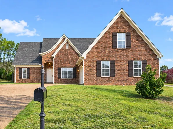 185 Beau Tisdale Dr, Oakland, TN 38060
