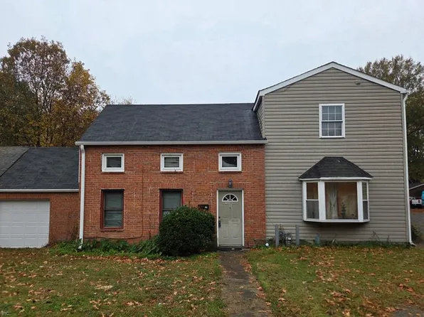 15 Langston Blvd, Hampton, VA 23666