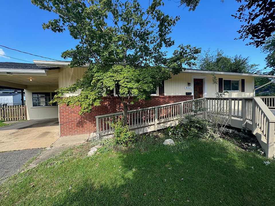 1st image of 902 Burke Dr