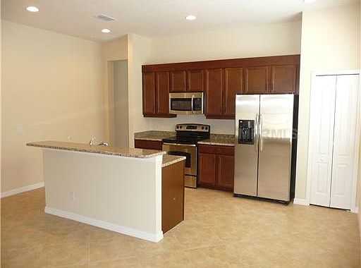 3rd image of 2211 E Central Blvd #A