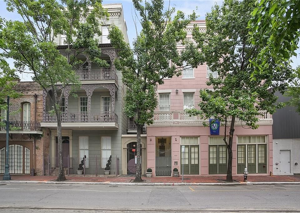 1st image of 828 Saint Charles Ave APT 9