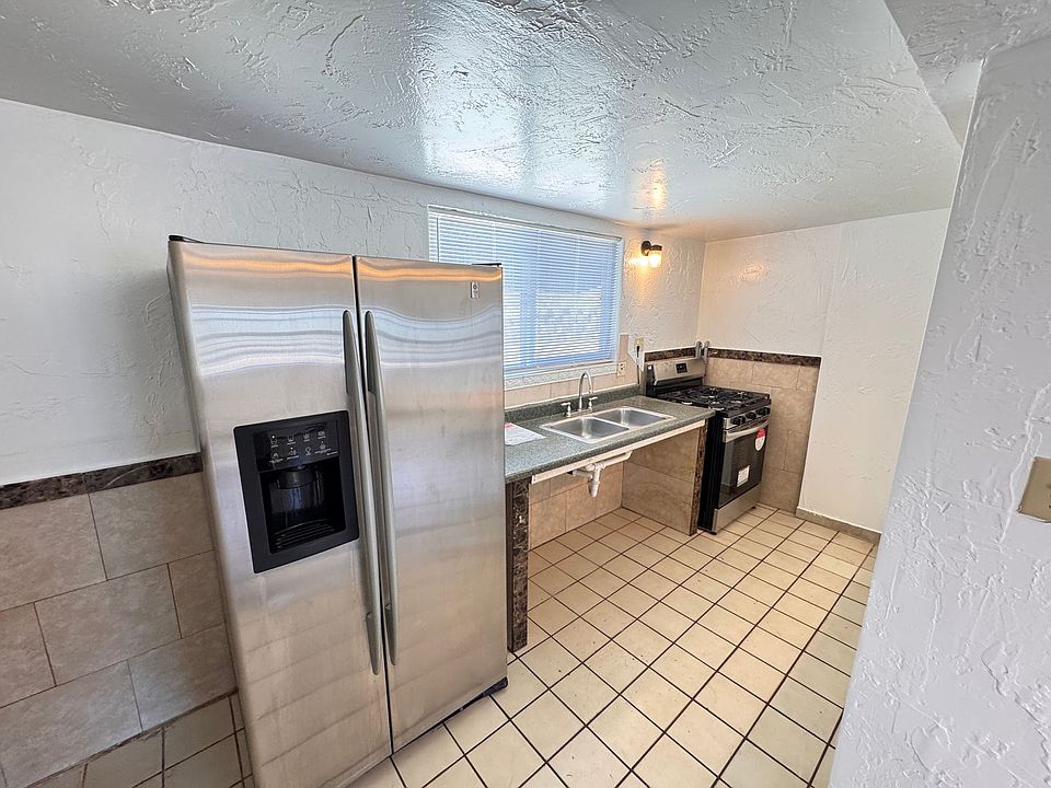 1st image of 1335 W Vista Way APT B