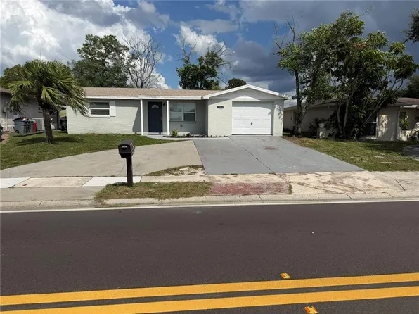10010 Regency Park Blvd, Port Richey, FL 34668