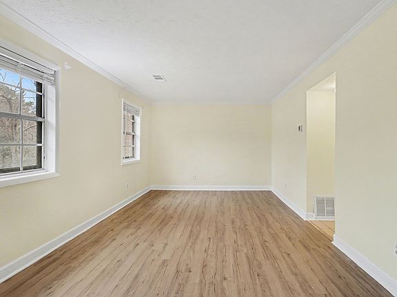 3rd image of 1150 Rankin St APT Q8