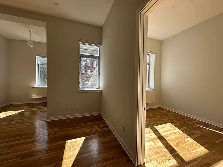 7113 60th Ln #110 — Photo 4