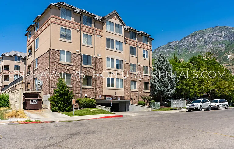 843 E 620 N #L2-2 — Photo 15