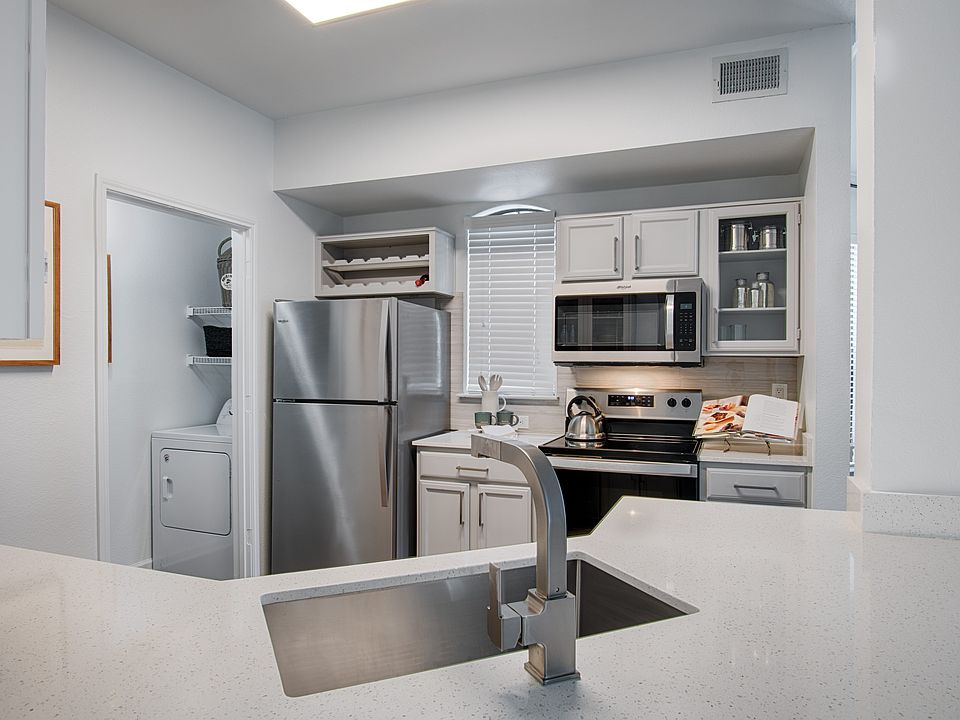 1st image of 8400 Stonebrook Pkwy #1337