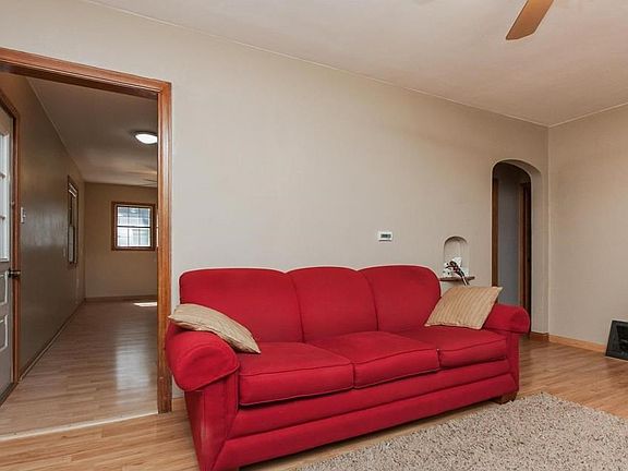 5th image of 3225 Dalewood Ave SE