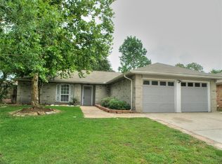 2507 Plymouth Rock Ct, Webster, TX 77598