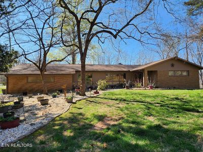 1056 W Outer Dr, Oak Ridge, TN, 37830