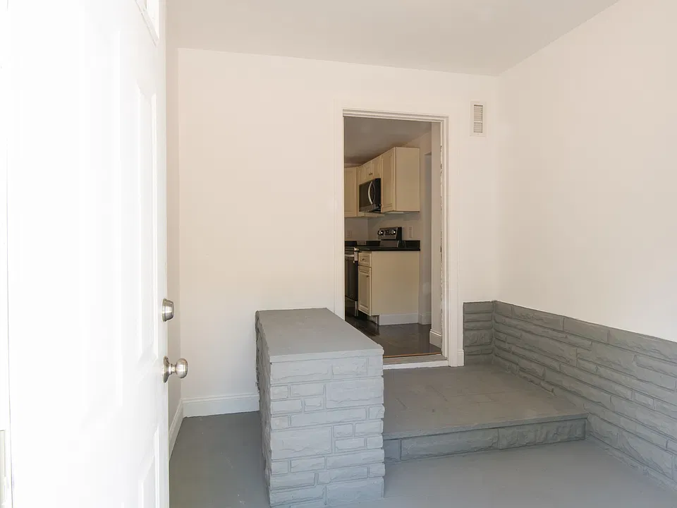 Mud Room/Main Entry