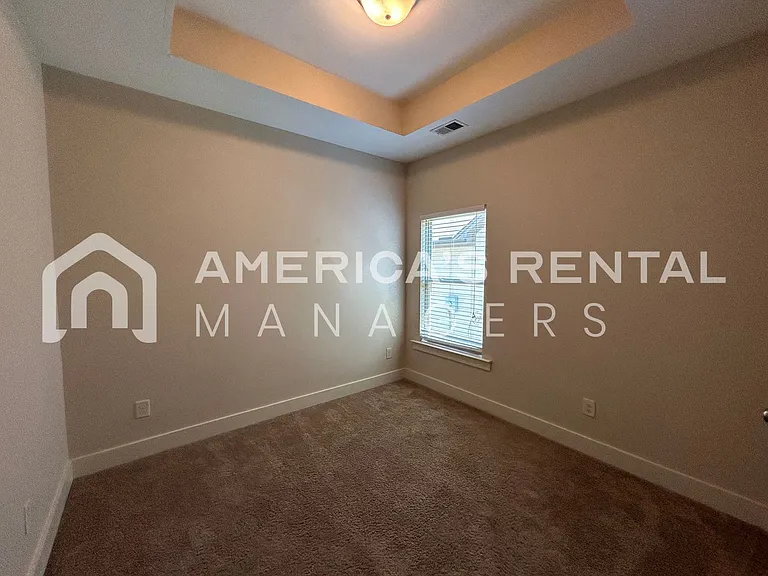 819 Kent Dr — Photo 20