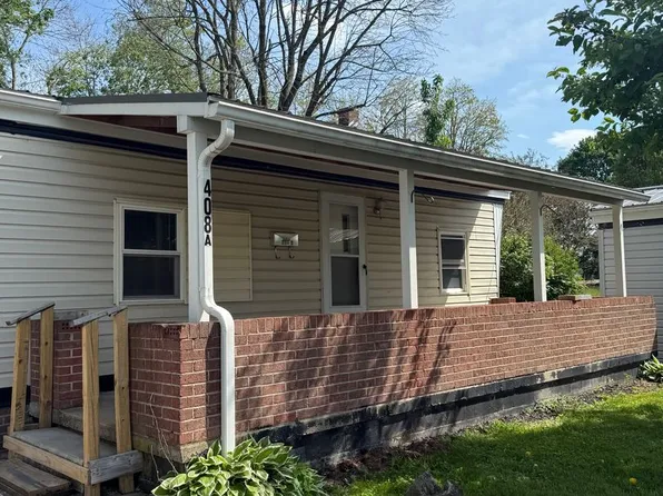 408 S Carlisle St, 408 S Carlisle St #408A, Greencastle, PA 17225