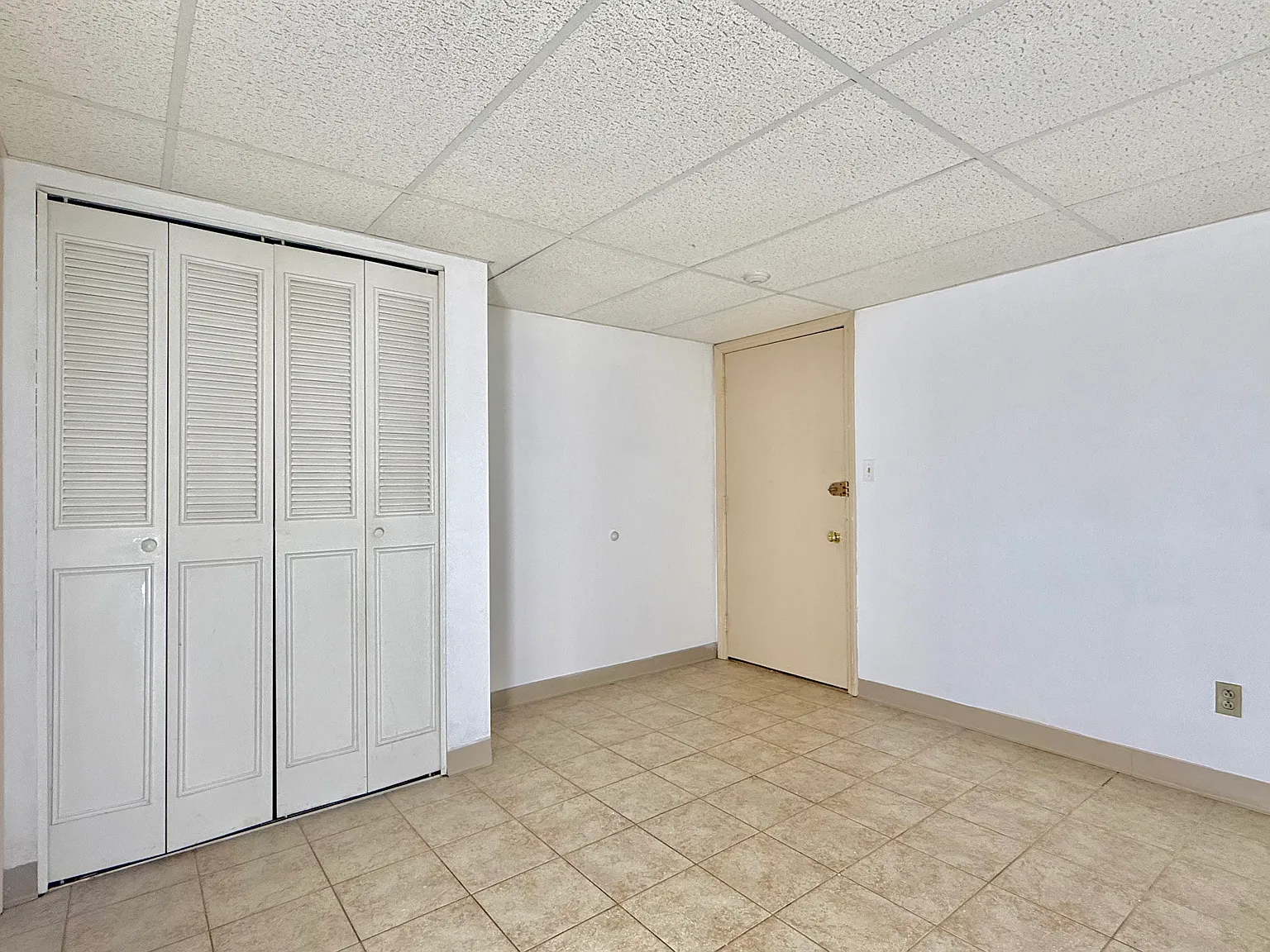 5 Wampus Ave — Photo 3