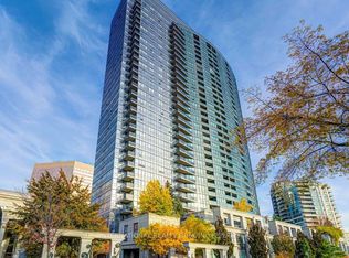 15 Greenview Ave #1411, Toronto, ON M2M 4M7