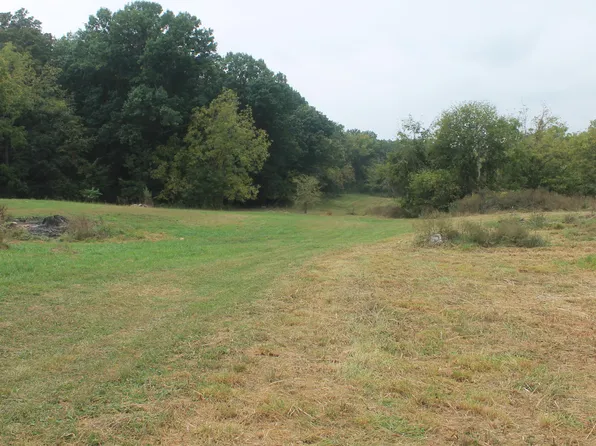 18R1 Rhodes Rd, New Market, TN 37820