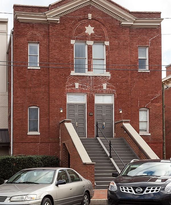 1st image of 209 N 19th St #U23
