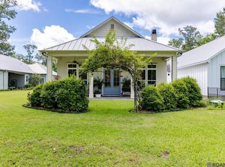 6023 Clayton Ct, Saint Francisville, LA 70775