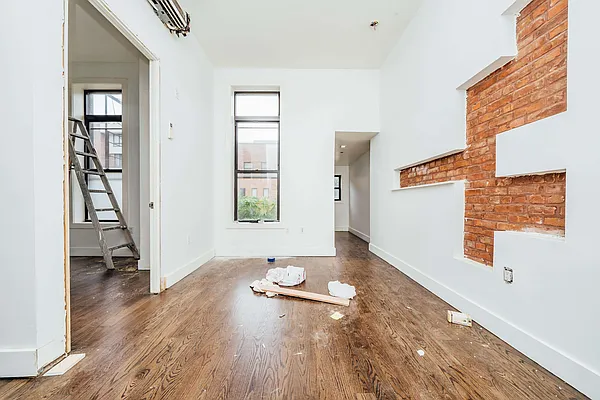 Rented by Nooklyn NYC LLC | media 9
